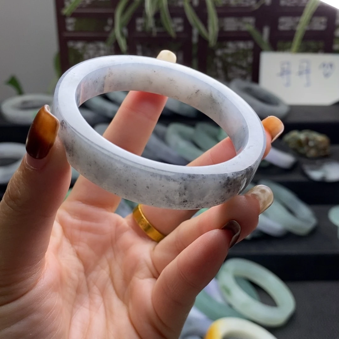 定制翡翠未镶嵌天然a货