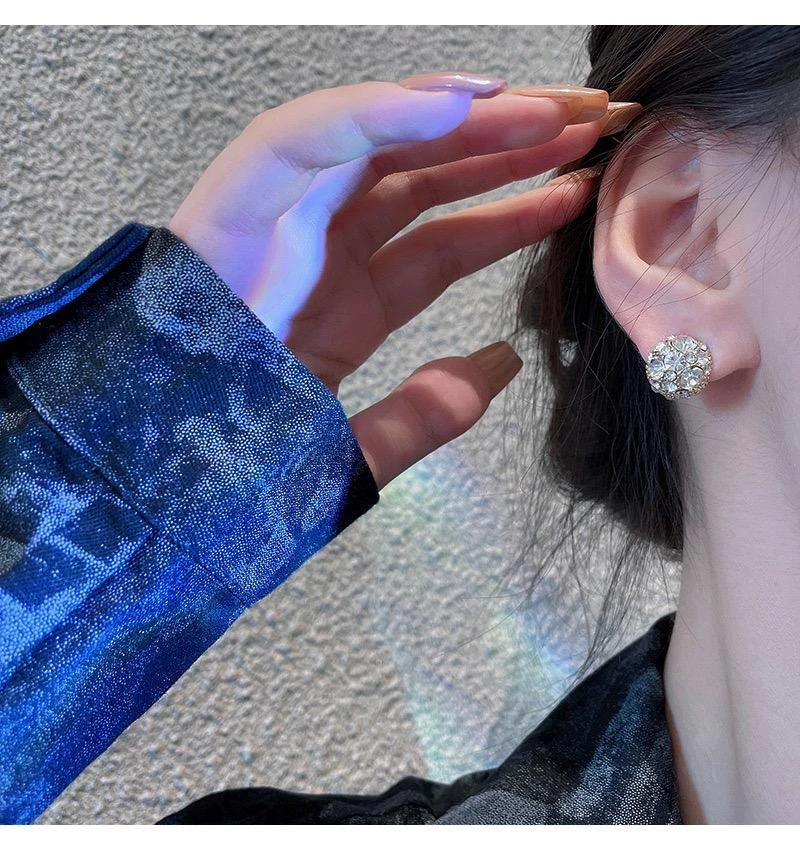 合金耳饰 意大利【设计师】无耳洞轻奢磁吸耳饰耳夹高级感饰品时尚