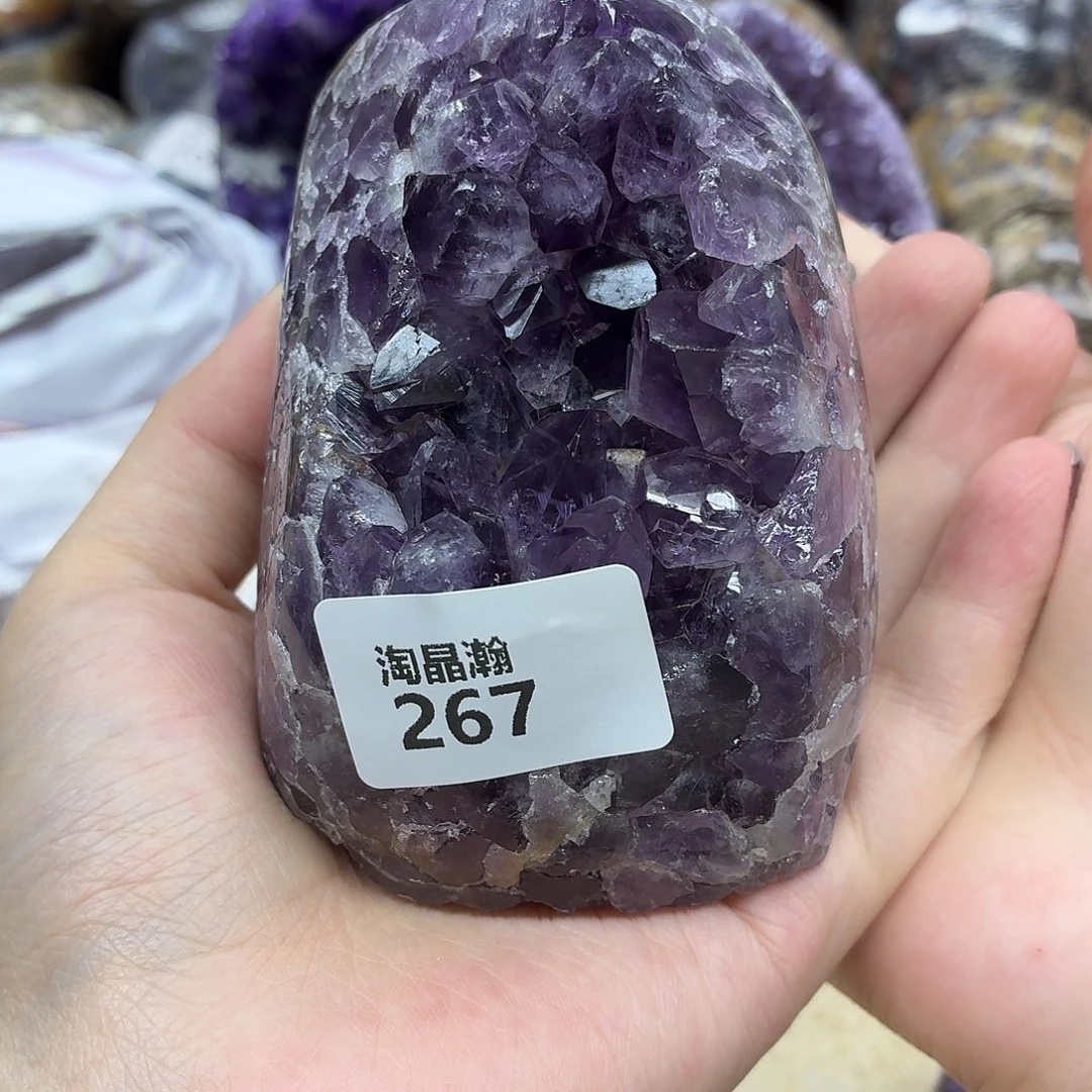 玛瑙/玉髓未镶嵌珠宝奇石