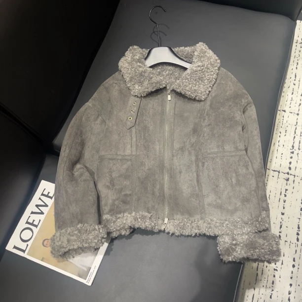 KW【复古高级】南油新款高级感立领加绒加厚皮毛一体翻领短外套女