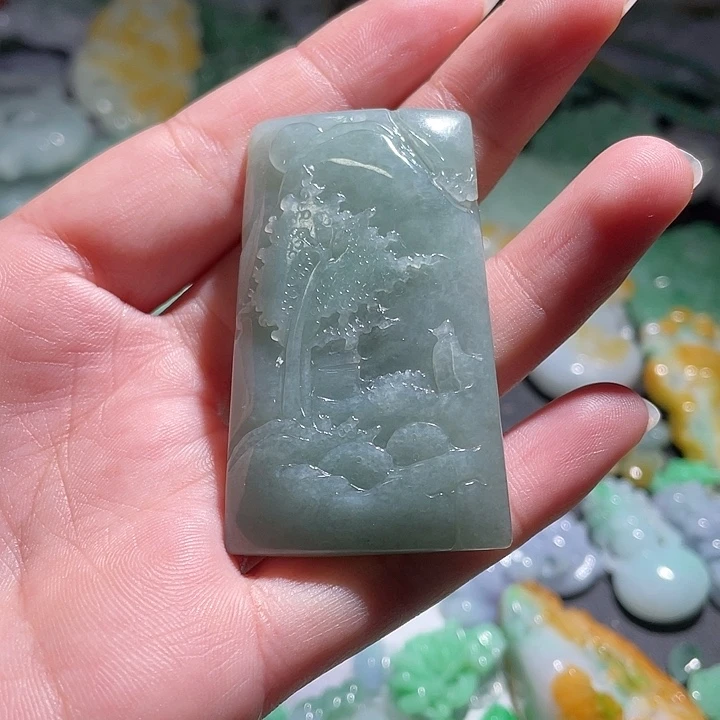 颈饰未镶嵌翡翠天