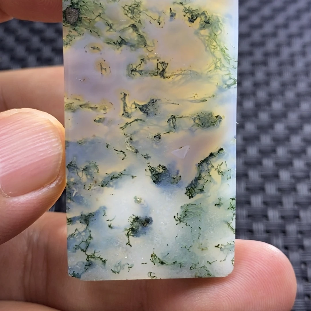 小***人玛瑙/玉髓未镶嵌颈饰