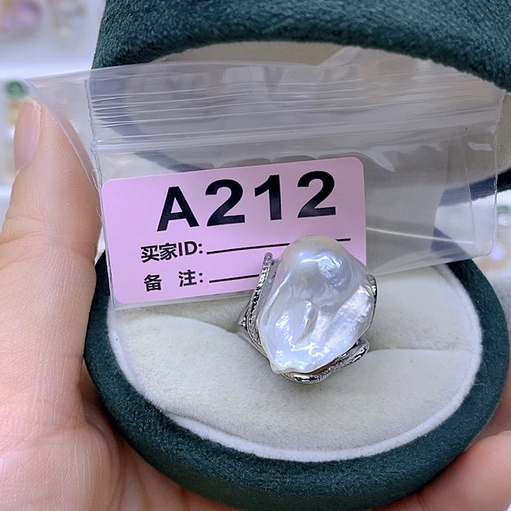 颈饰未镶嵌淡水珍珠