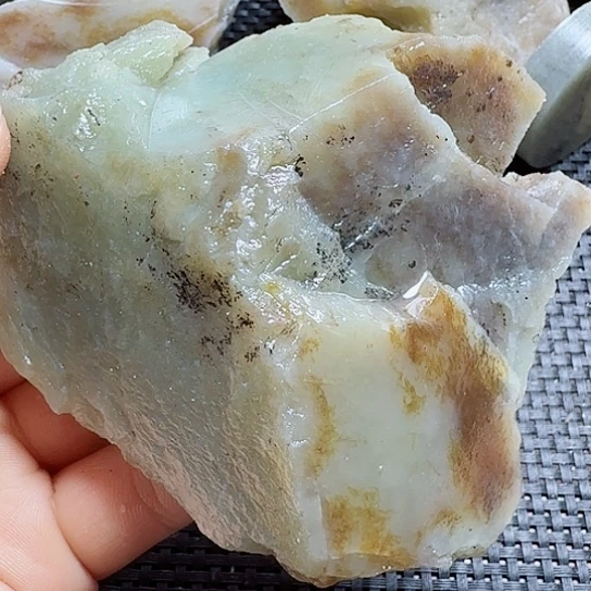 和田玉（糖玉）未镶嵌珠宝半成品