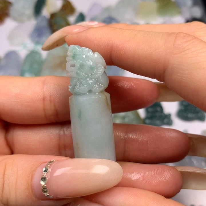定制翡翠未镶嵌翡翠