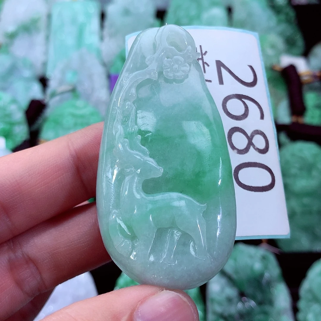 翡翠未镶嵌吊坠(不含链)