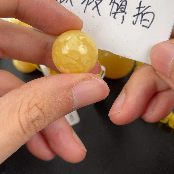 琥珀裸石未镶嵌天然89