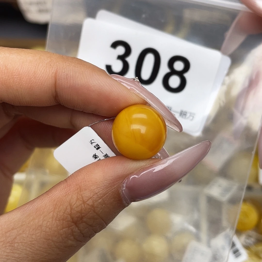 蜜蜡未镶嵌珠宝奇石14