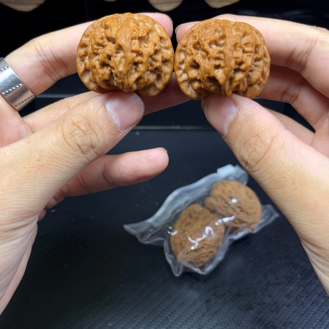 吊坠文玩核桃小***王苹果园全品