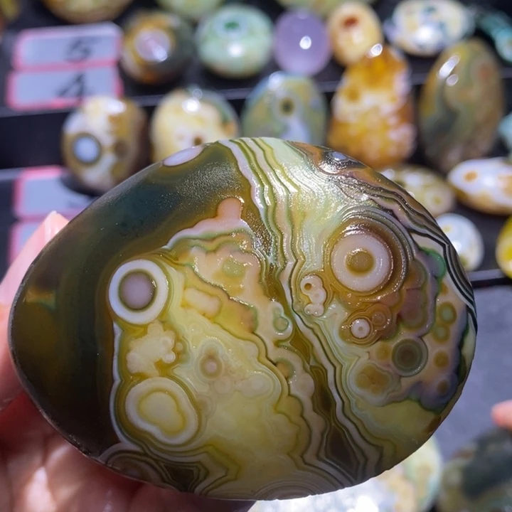 玛瑙/玉髓未镶嵌珠宝半成品43