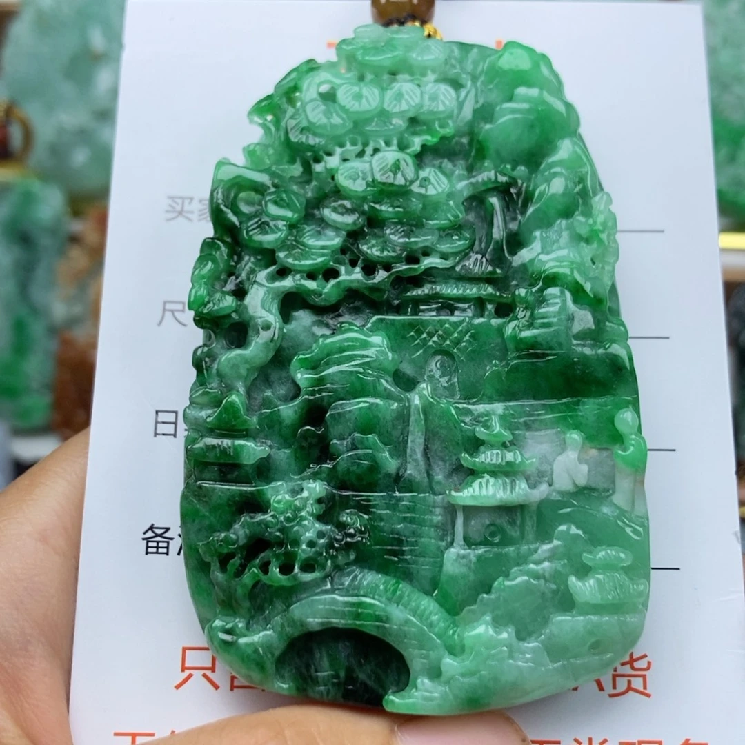 翡翠未镶嵌颈饰吊坠