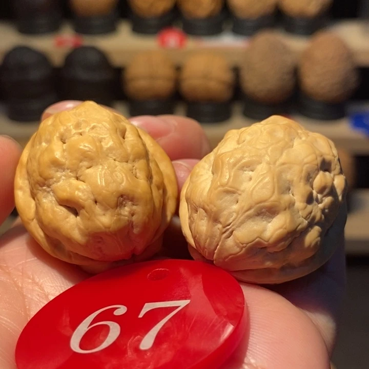 木质类网红抱抱蛙29尺寸