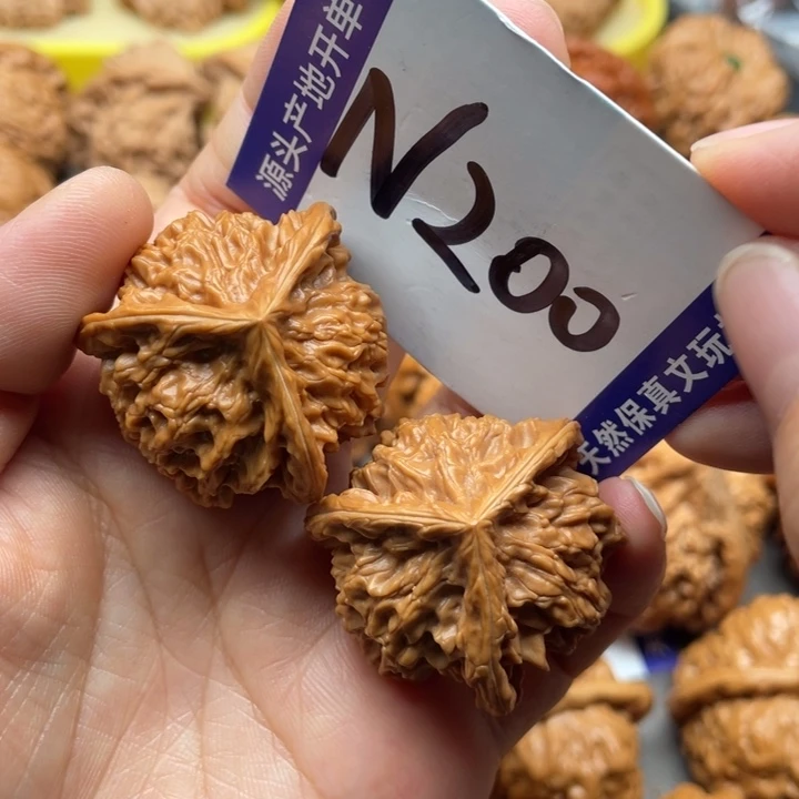 把件文玩核桃三棱36尺
