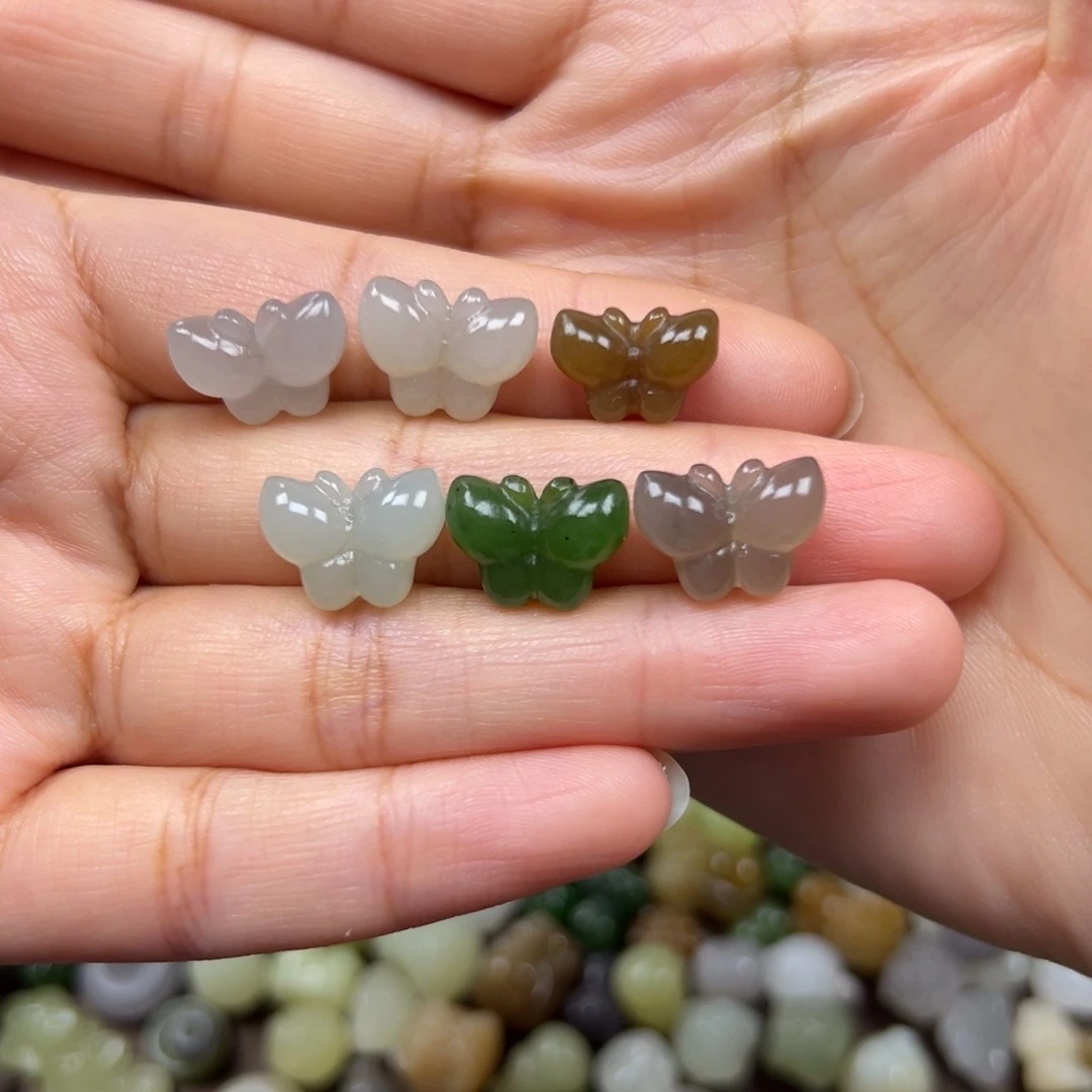 和田玉未镶嵌颈饰98一个多样性发其一