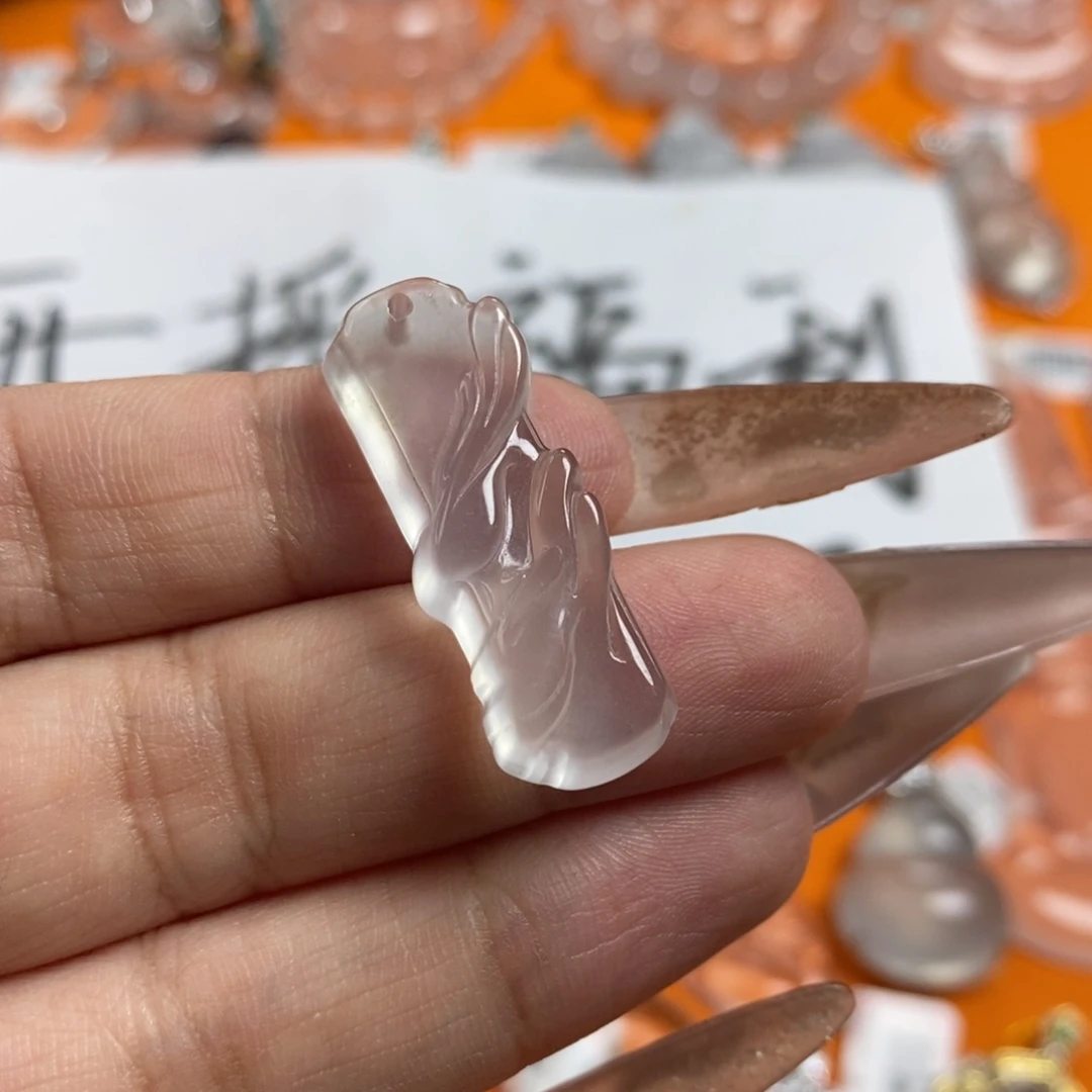 石英质玉颈饰未镶嵌