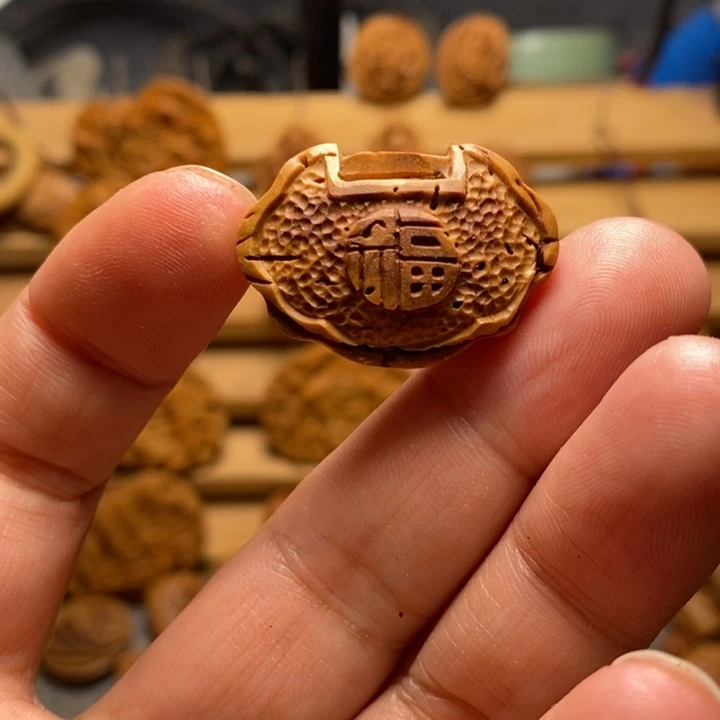 桃核雕刻福禄平安锁