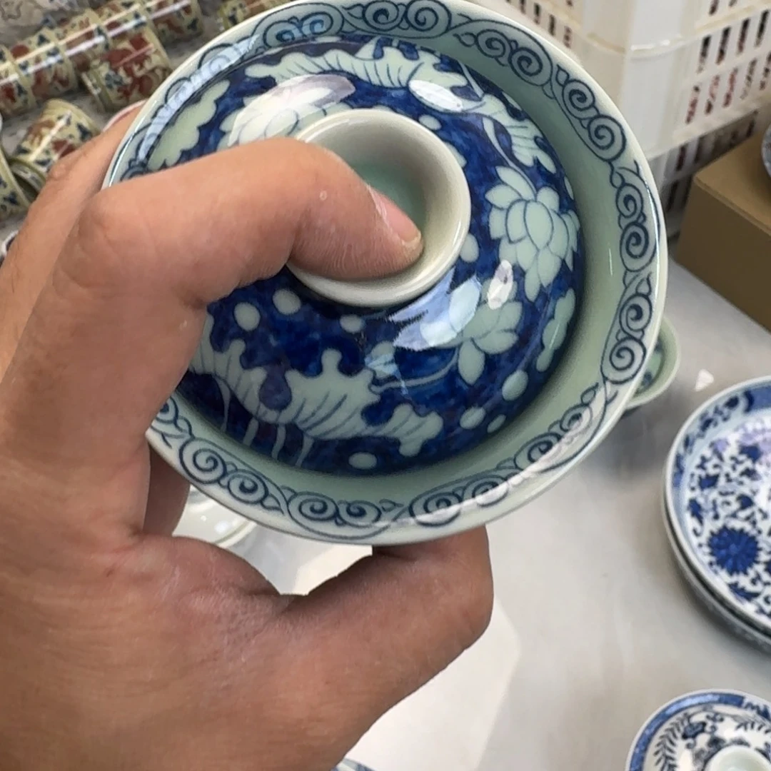 杯清釉青花一路连科两才盖碗