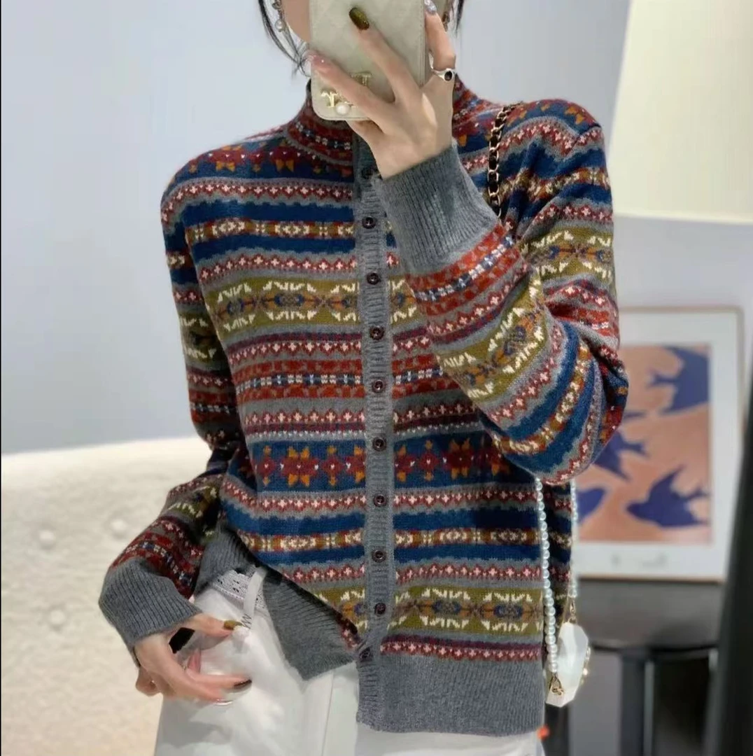 【费尔岛-开衫】秋冬新款厚款密熊时尚提花外搭针织衫女