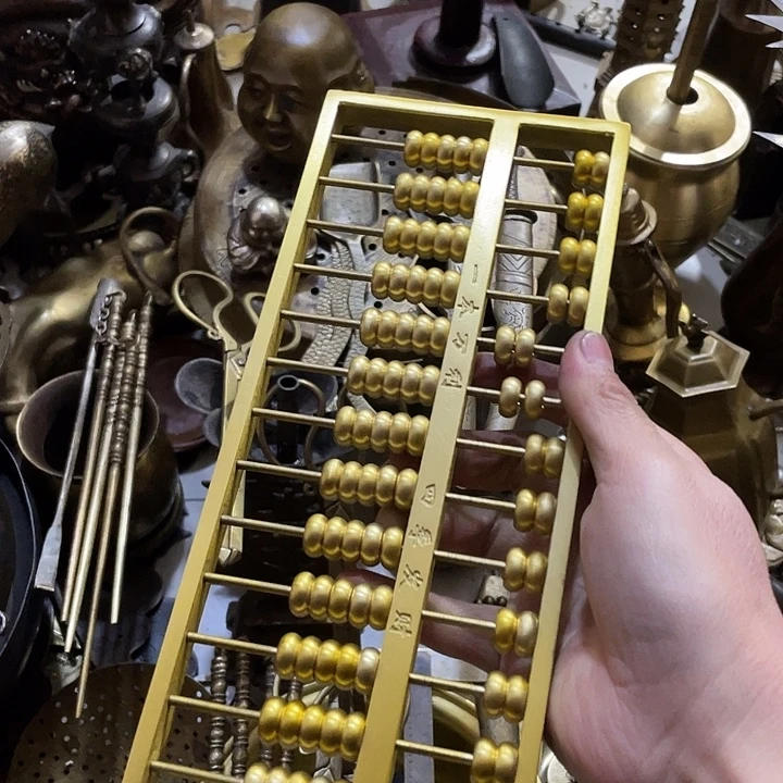 老式铜件古朴典雅的