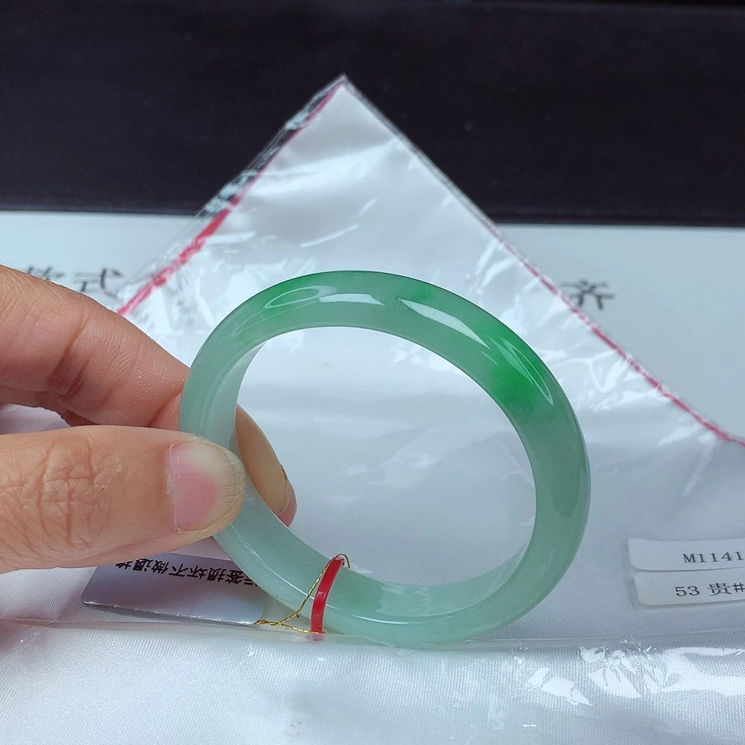 翡翠手镯未镶嵌53贵4151