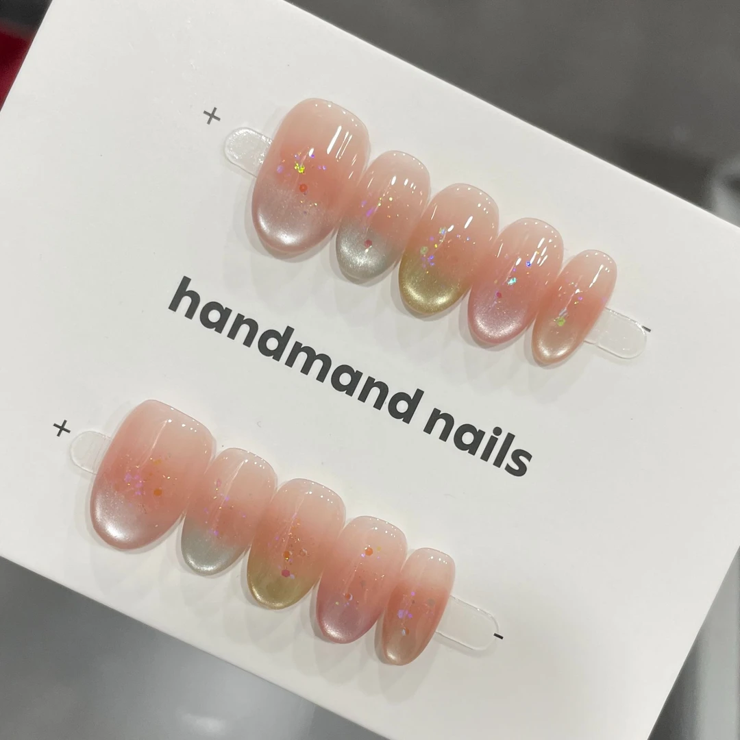 【欧若拉】纯手工五色腮红猫眼穿戴甲小众高级感显白短款美甲