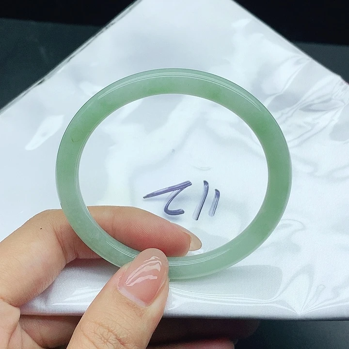 未镶嵌手镯翡翠112
