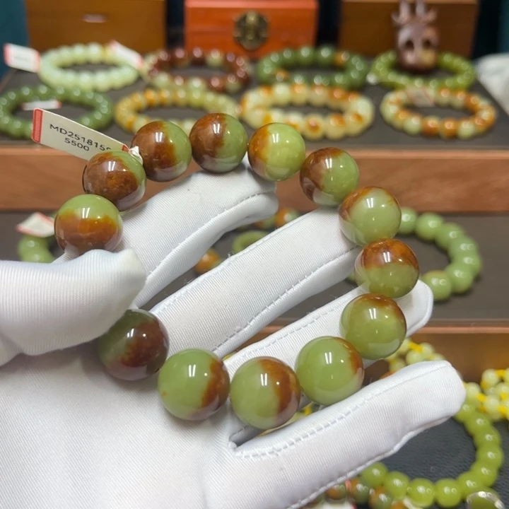 透闪石质玉未镶嵌手链