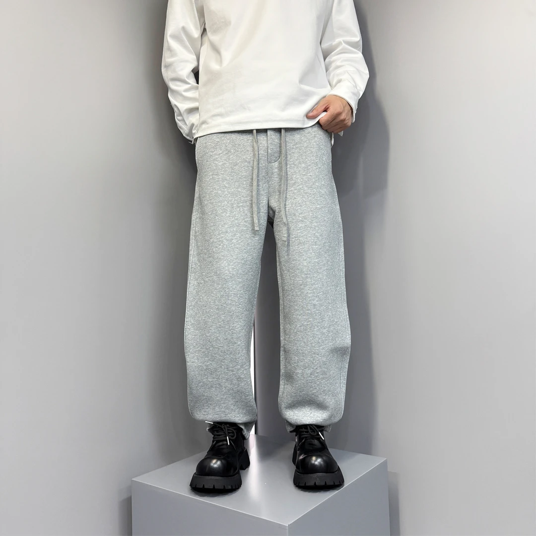 2025早秋新款痞帅弯刀休闲卫裤男士百搭宽松直筒纯色松紧腰运动裤