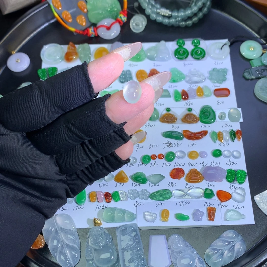 翡翠未镶嵌吊坠(不含链)冰蛋