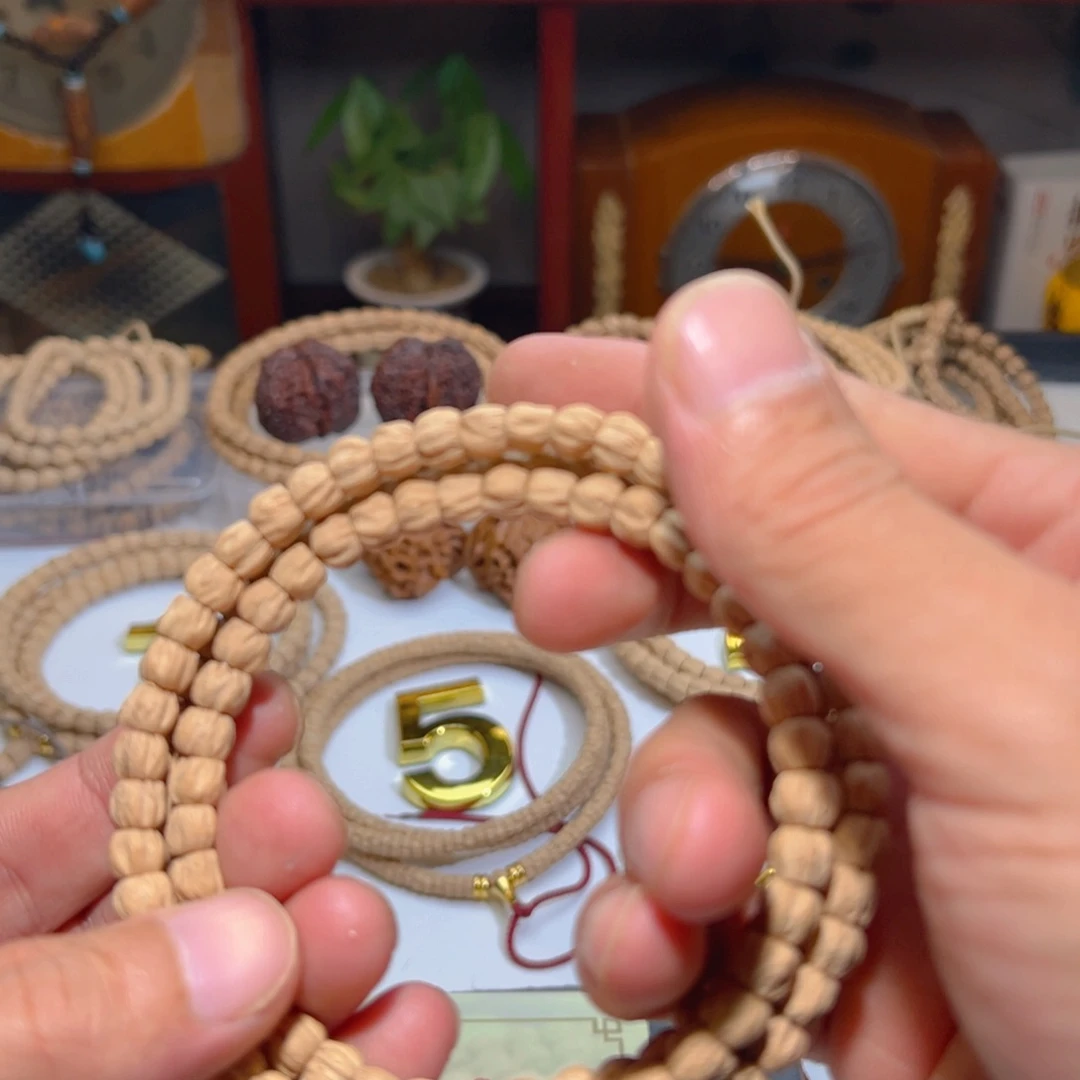 以****柏香籽/百香籽吊坠