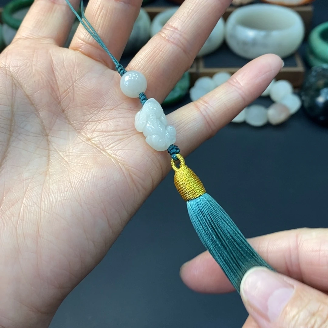 石英质玉未镶嵌手机链