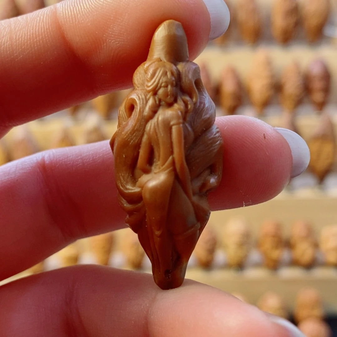 手串/手链橄榄核美背九尾狐