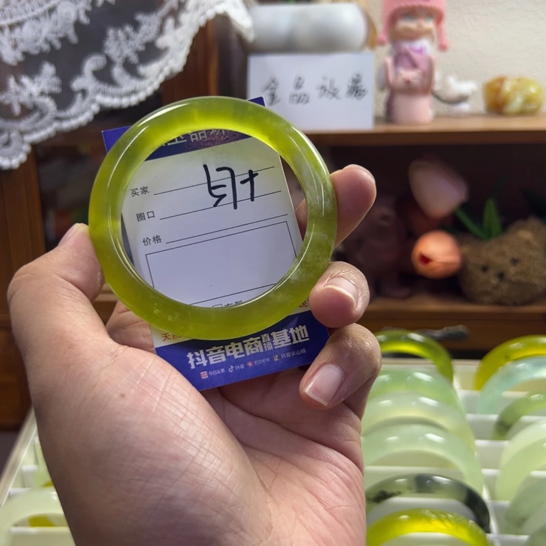 未镶嵌蛇纹石玉手镯134