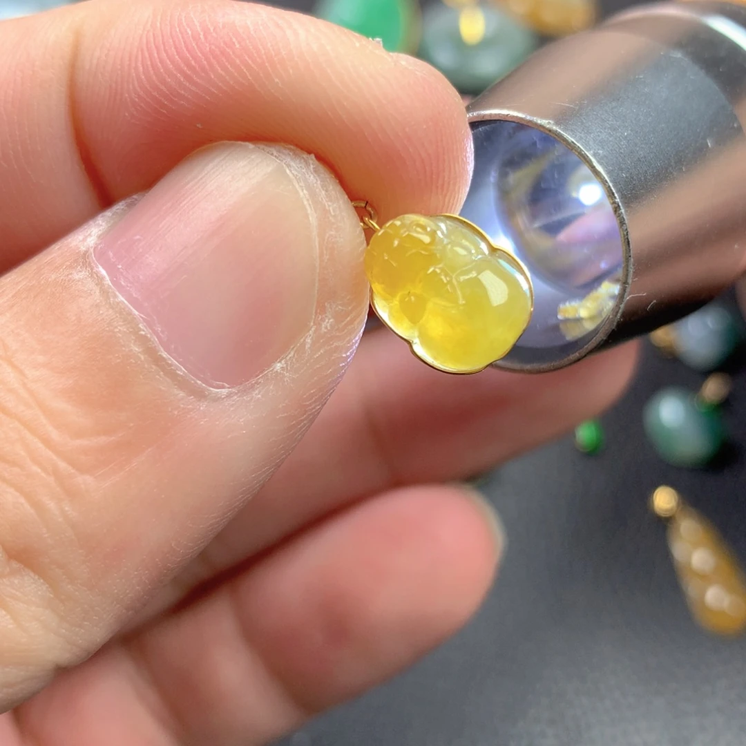 【闪购商品】颈饰18K金镶嵌翡翠～****～翡翠