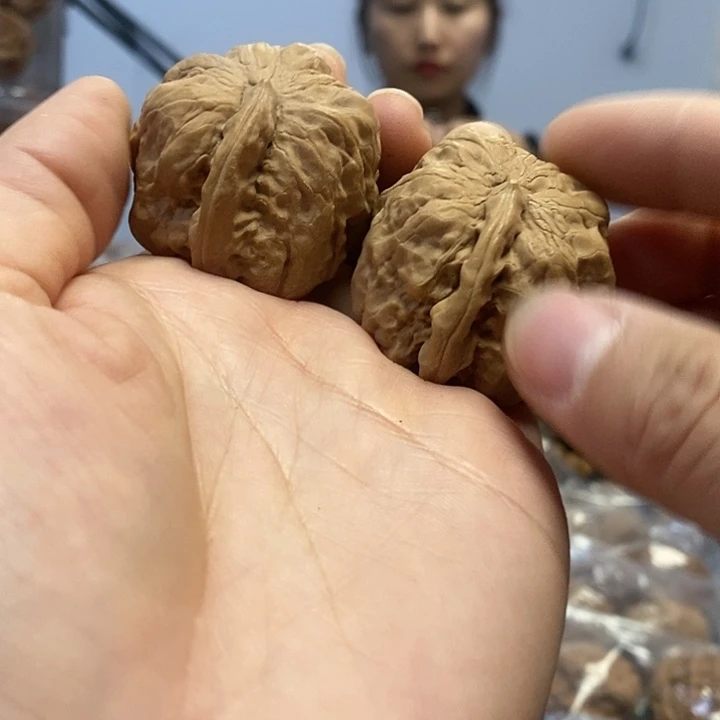 文玩核桃把件37.5一帆风顺蛤蟆头