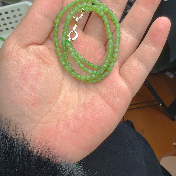 和田玉（碧玉）颈饰未镶嵌