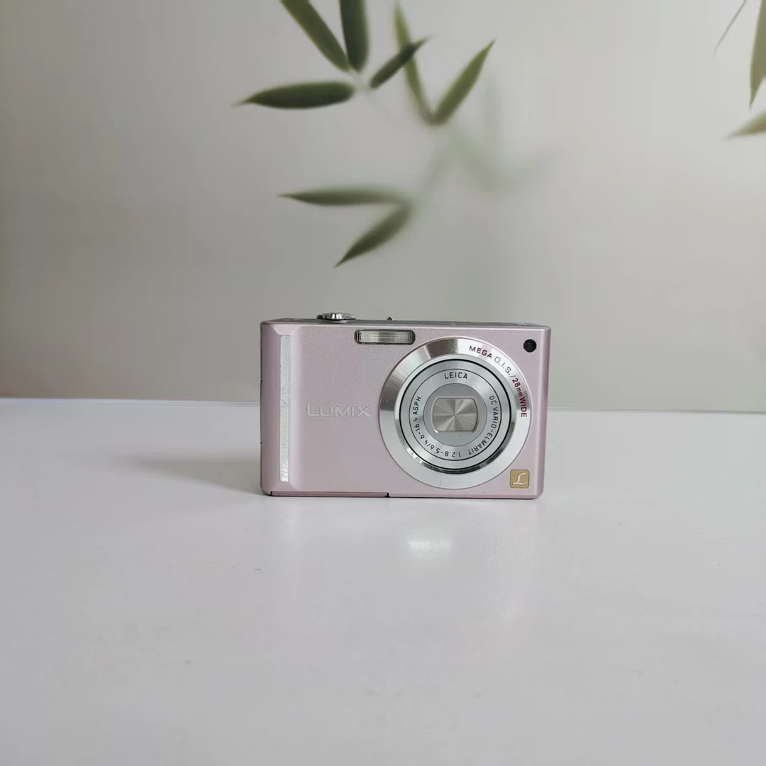 9新 Panasonic/松下 fx55 粉色ccd相机810万像素3.6倍变焦日版