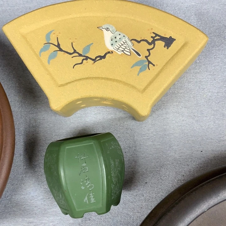 紫砂花盆少***步紫砂花盆