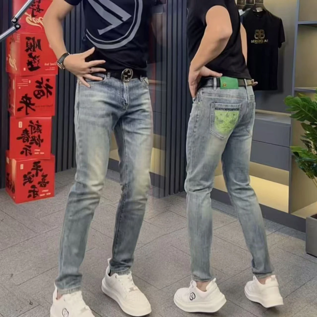 2025春季新款高档欧货男士牛仔裤弹力修身休闲刺绣时尚百搭高品质