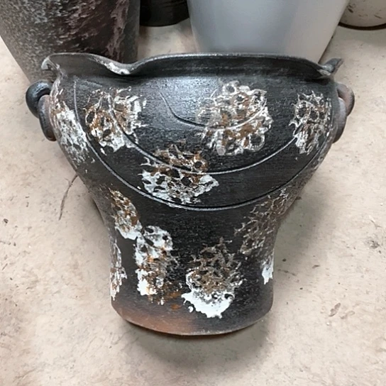 紫砂花盆口32高度27黑色