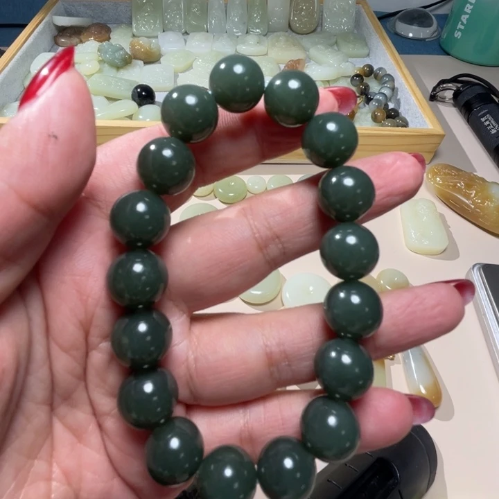 和田玉（糖玉）未镶嵌珠宝半成品