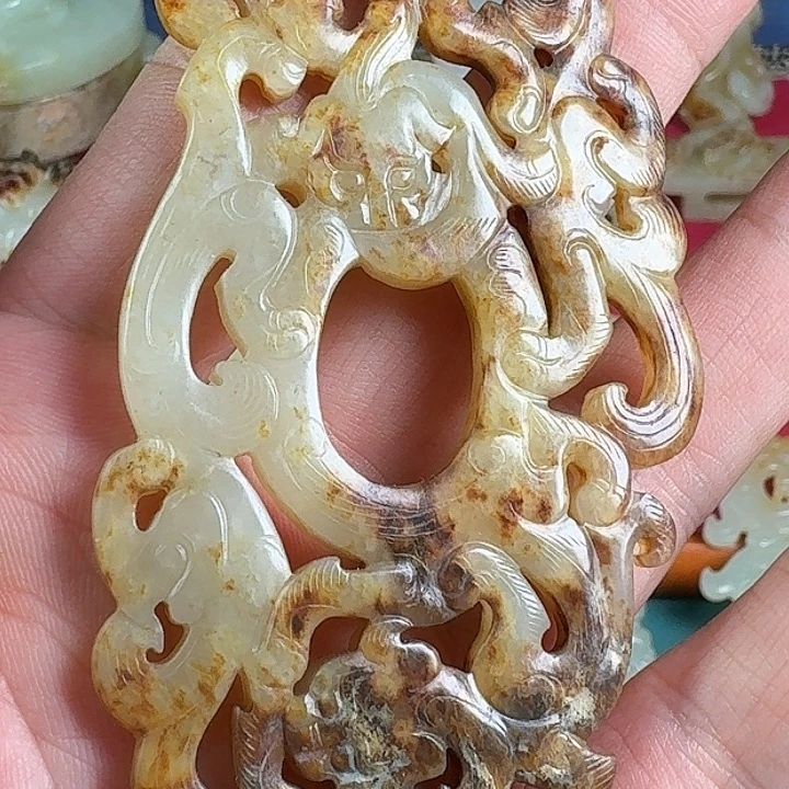 和田玉（糖玉）未镶嵌挂件