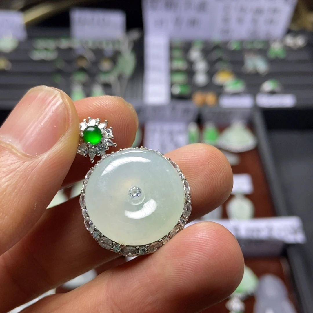 翡翠银S925镶嵌颈饰