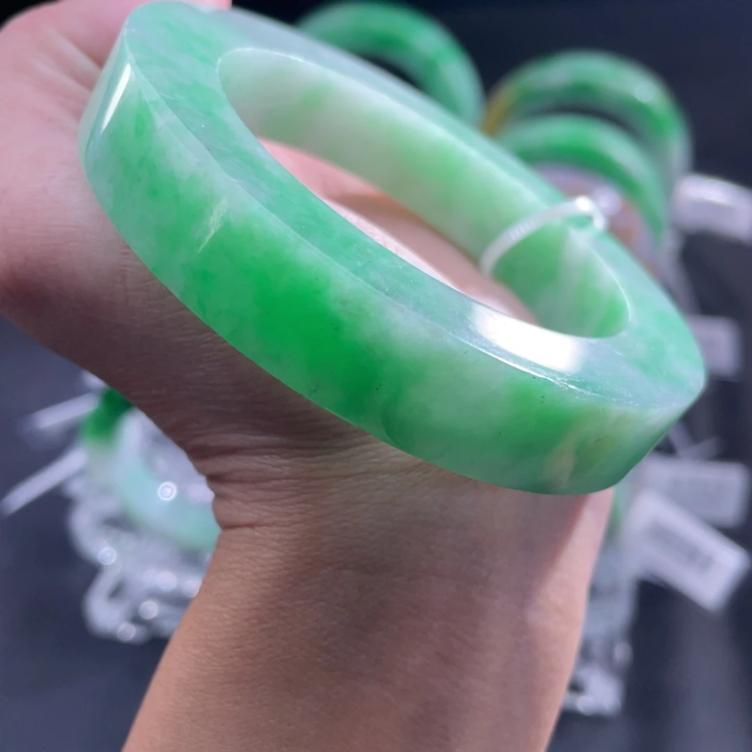 定制翡翠未镶嵌正圈