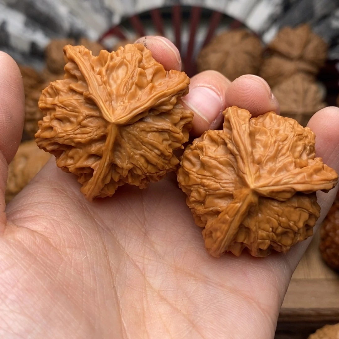 文玩核桃把件222号39盘山