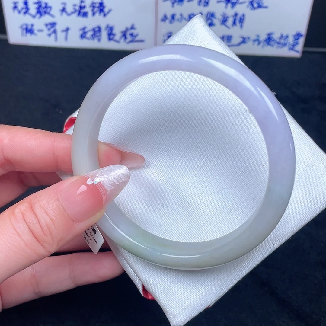 翡翠未镶嵌手镯024