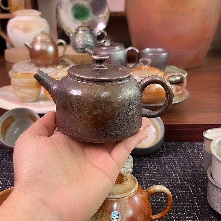 柴烧皮革纹德中壶