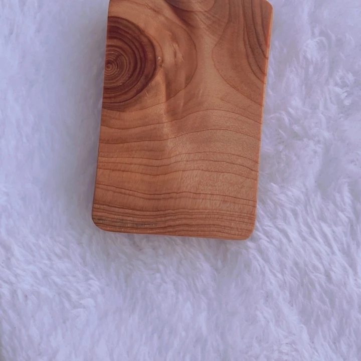 忧***安太行崖柏无事牌把件