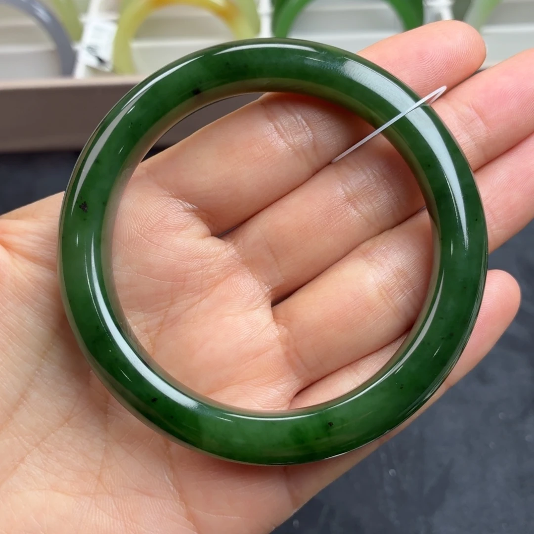 和田玉未镶嵌手镯碧玉辣绿57圈