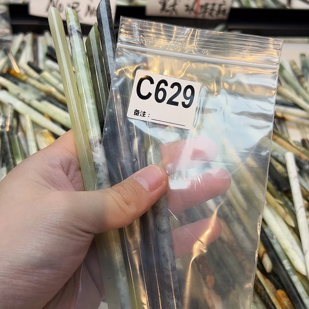 大***蟹未镶嵌蛇纹石玉发饰